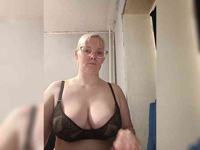 Sweetie454 webcam