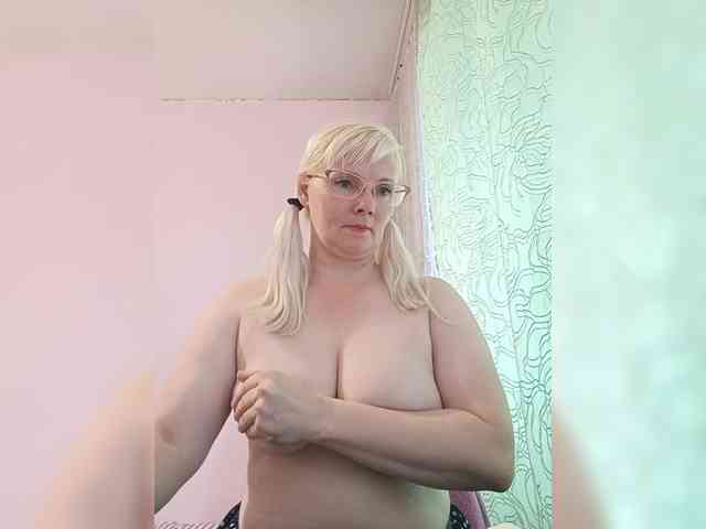 Sweetie454 webcam