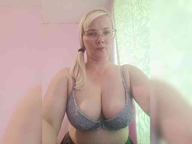 Sweetie454 webcam