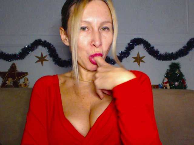 anastasiia122's BongaCams show and profile