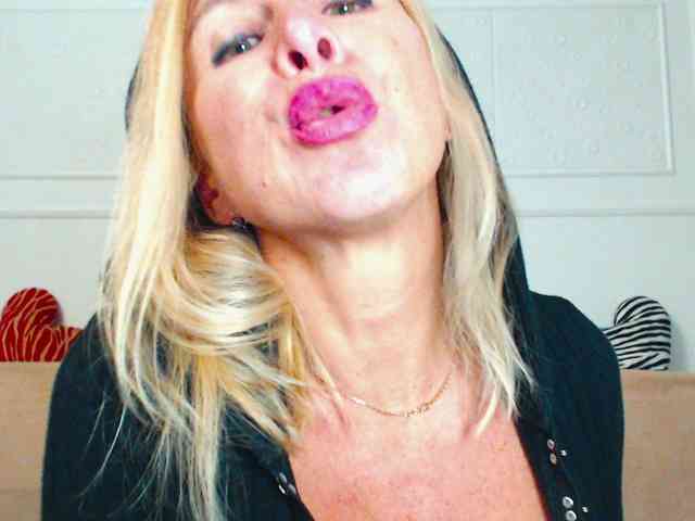 anastasiia122 webcam