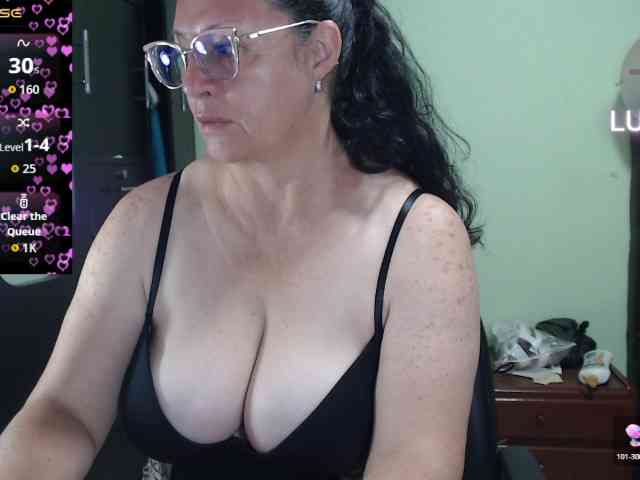 rouseehotglad webcam