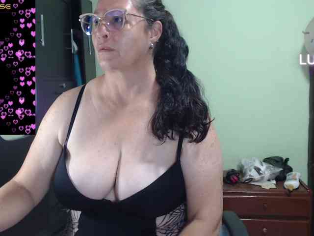 rouseehotglad webcam