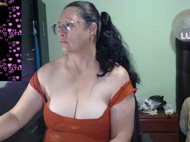 rouseehotglad webcam