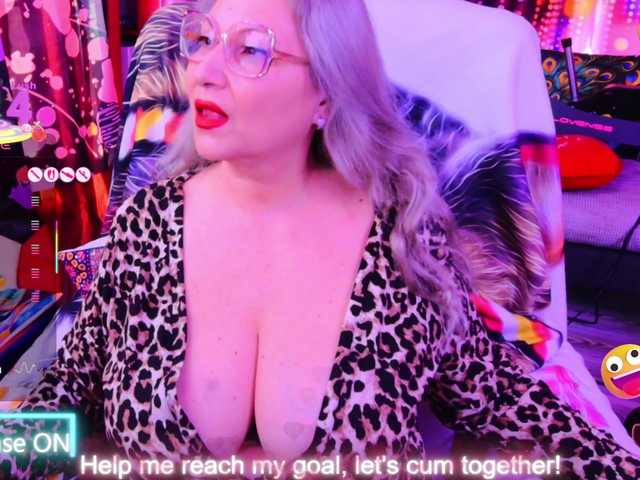 Lisabigtits's BongaCams show and profile