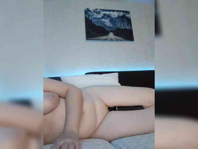 Anna-ya Live Webcam on BongaCams