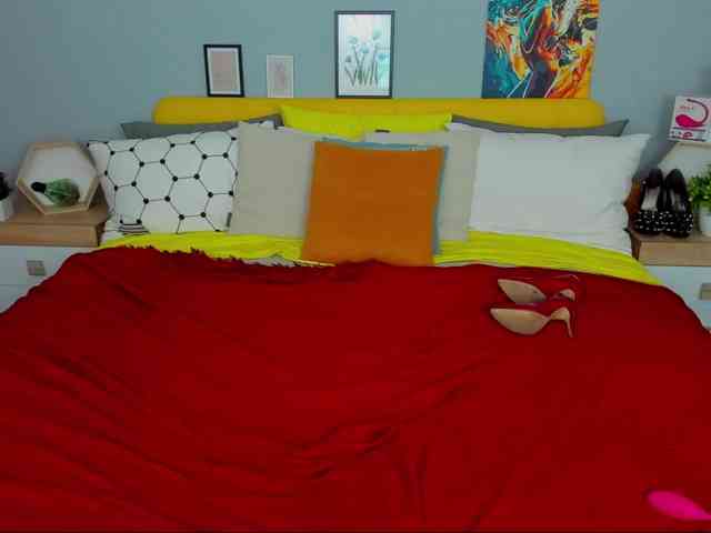 KellyFlores webcam