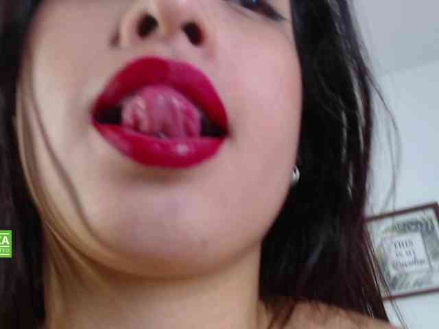 valenpretty webcam