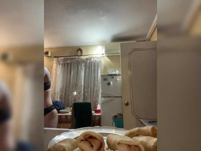 Dollye's BongaCams show and profile