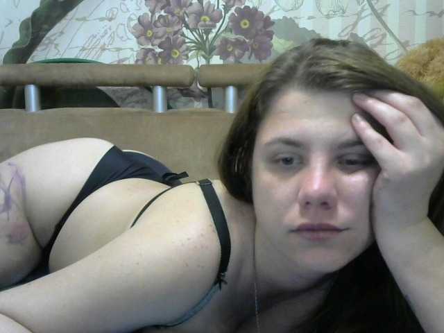 Dollye's BongaCams show and profile