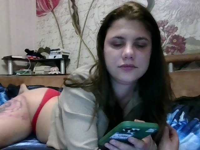 Dollye's BongaCams show and profile