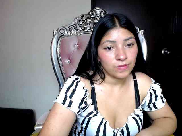 holly20a webcam