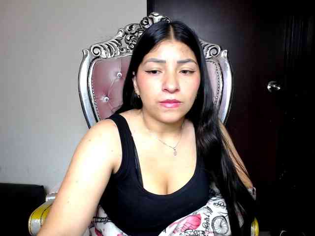 holly20a