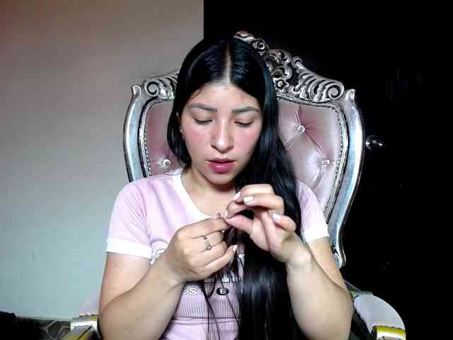 holly20a