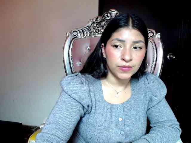 holly20a