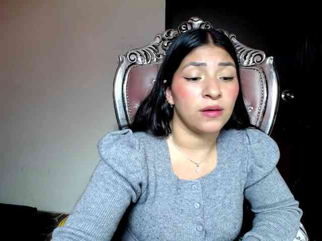 holly20a