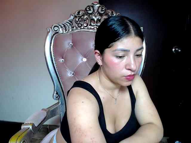 adult webcam Holly20a
