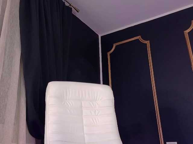 DeeaDiamond1's BongaCams show and profile