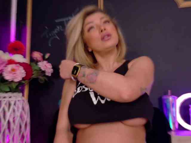 DeeaDiamond1 DeeaDiamond1