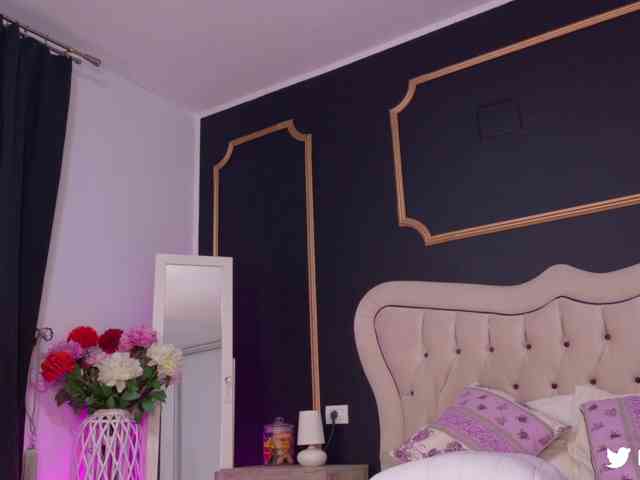 DeeaDiamond1 Live Webcam on BongaCams