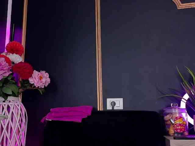 DeeaDiamond1 DeeaDiamond1