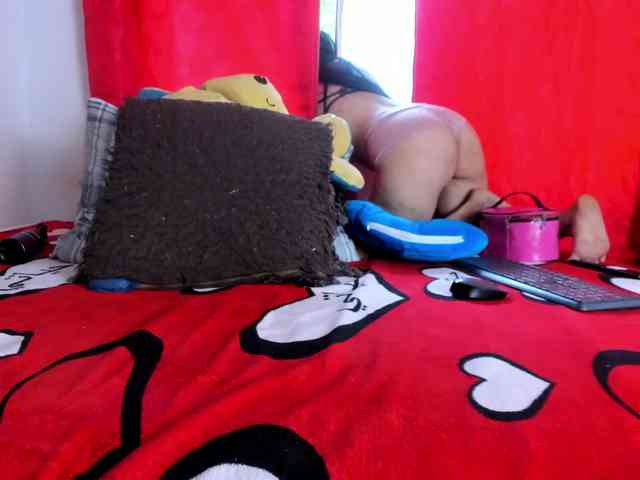 BlowMommy webcam