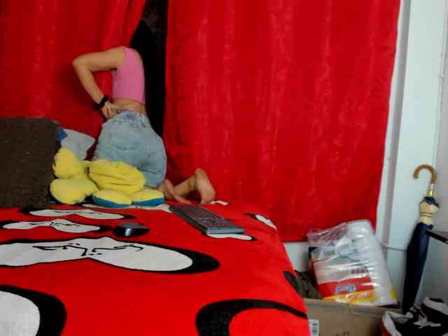 BlowMommy webcam