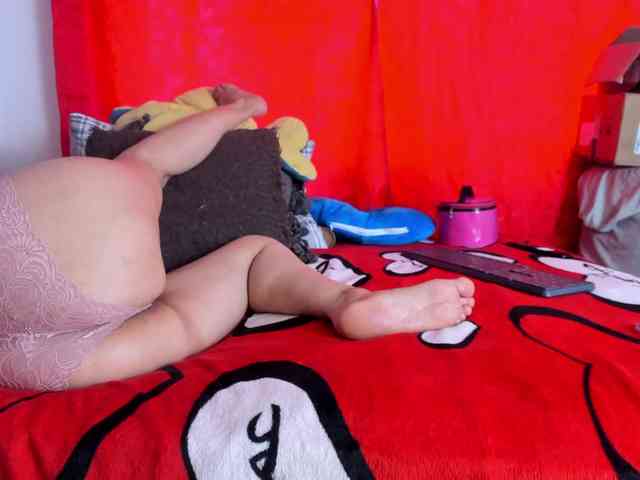 BlowMommy webcam