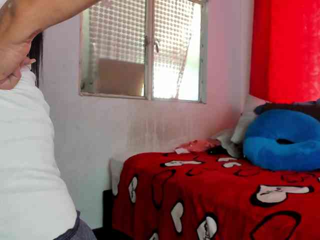 BlowMommy webcam