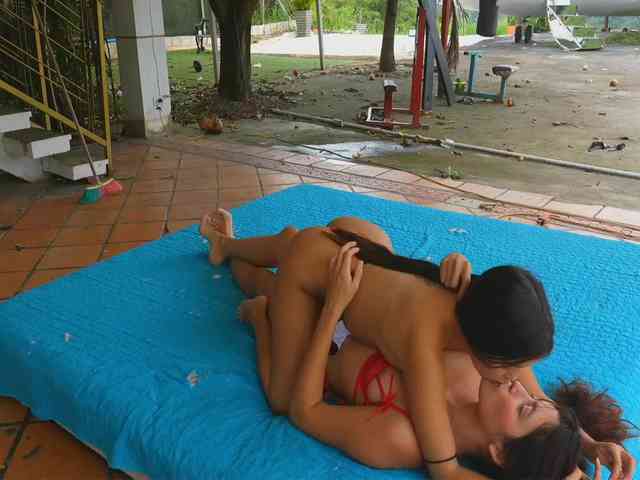 free voyeur web cam GGMansion