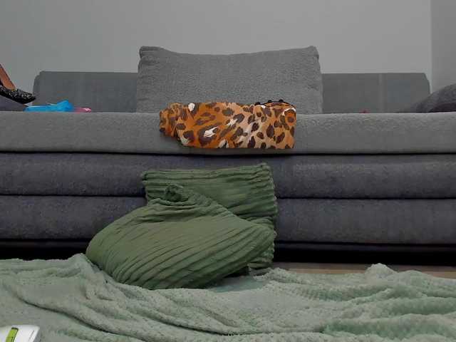 emilianna6666's BongaCams show and profile