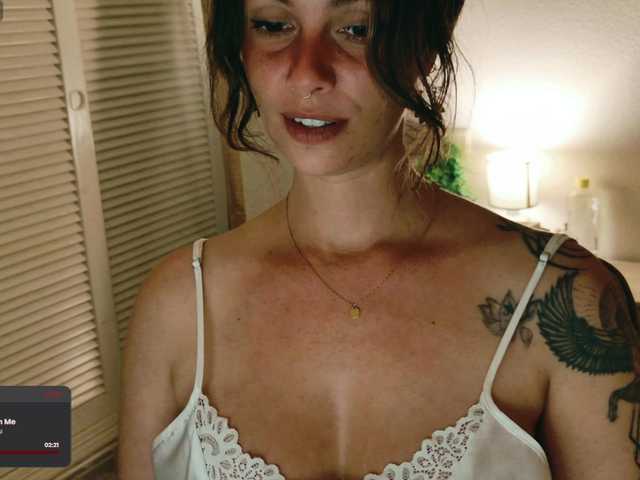 SweetLilLulu's BongaCams profile