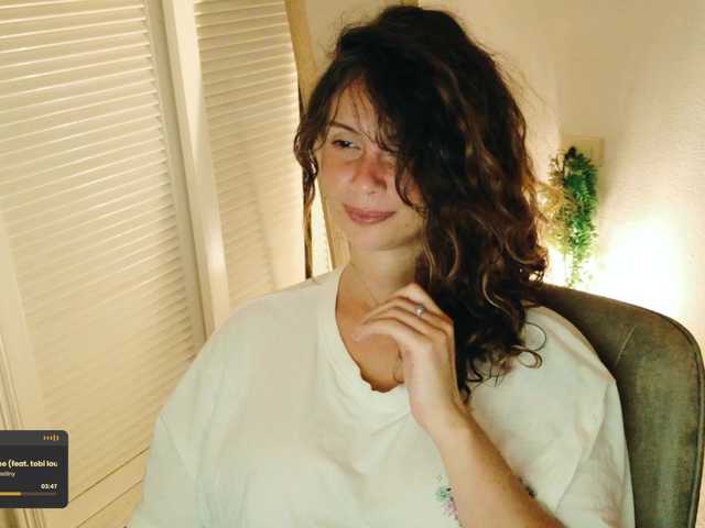 SweetLilLulu —  Hi, I'm Sasha  Something sexy happens (@remaintks Left)  Explicit Shows In PVT  Vibes @ 3tks   Favorite Vibes: 51, 69, 111,323, 2222  PVT 333tks  C2C in Full PVT Only  TIPS ONLY IN PUBLIC CHAT 