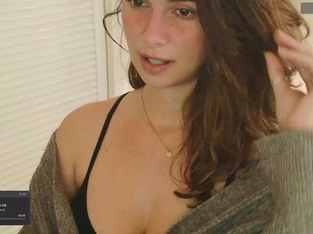 SweetLilLulu live cam