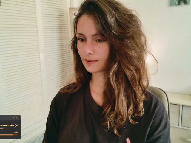 SweetLilLulu's BongaCams show and profile