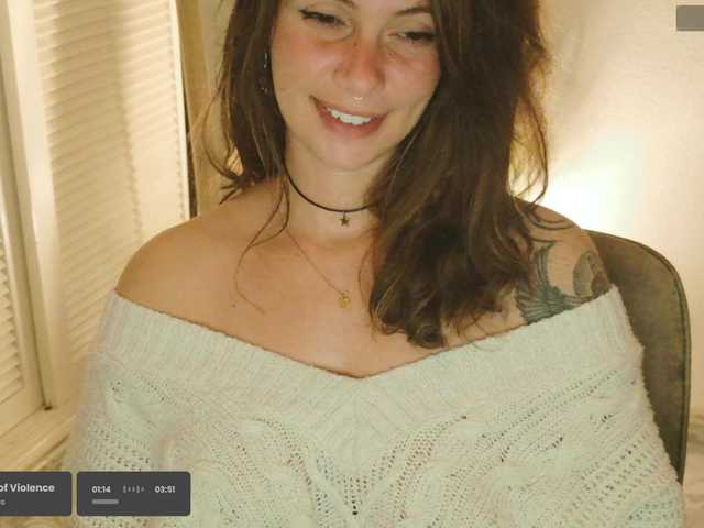 SweetLilLulu's BongaCams show and profile