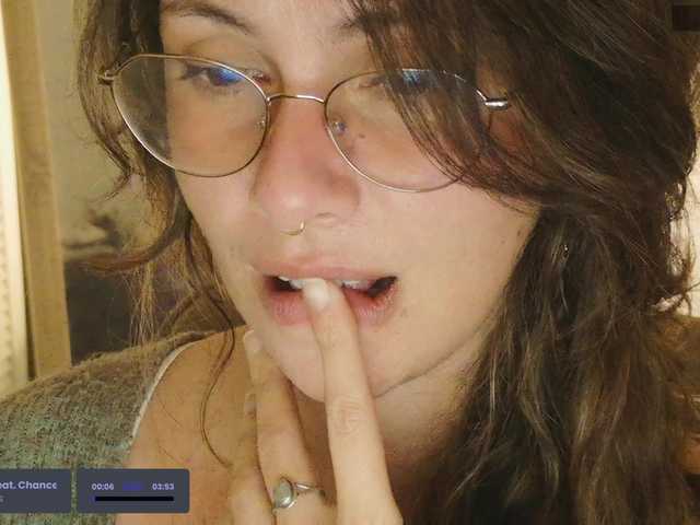 SweetLilLulu's BongaCams show and profile