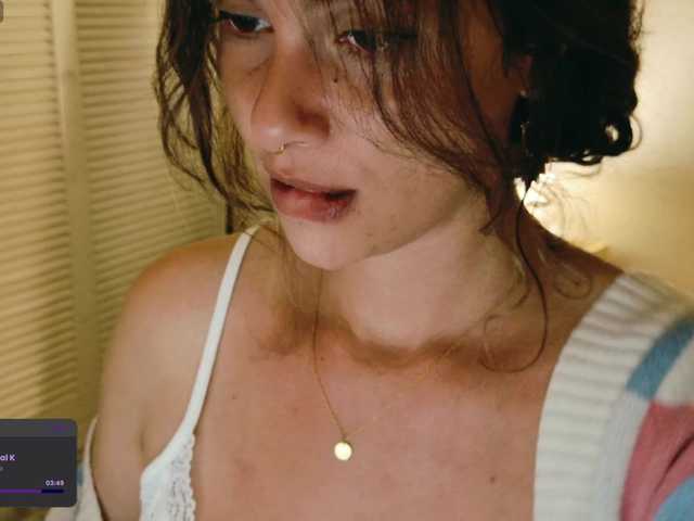 SweetLilLulu's BongaCams show and profile