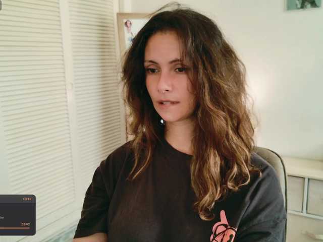 SweetLilLulu's BongaCams show and profile