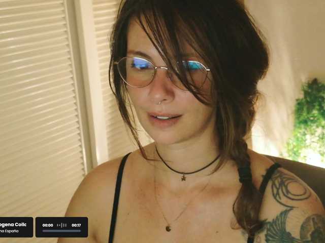 SweetLilLulu's BongaCams show and profile