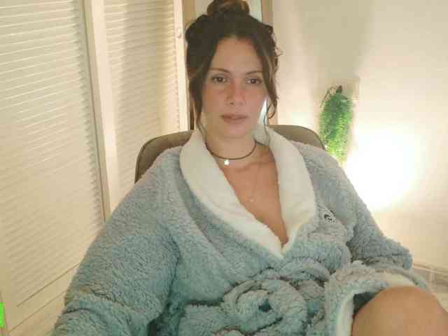 SweetLilLulu Live Webcam on BongaCams