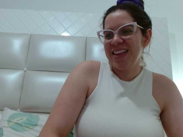 Profile and Statistics for VeraVersace on BongaCams