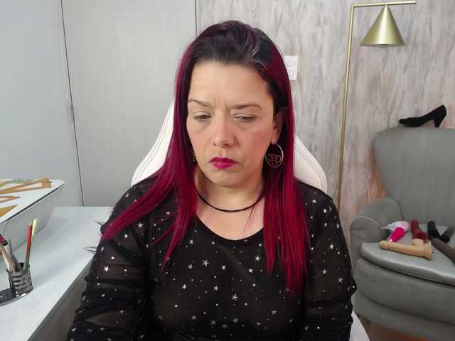 BlancaWild's BongaCams show and profile