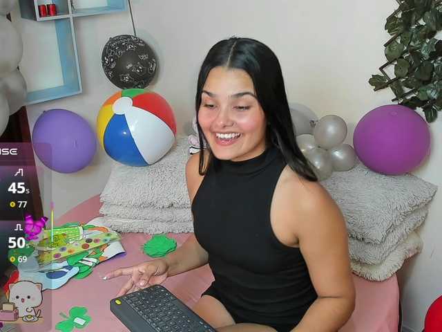 DestinyHills's BongaCams show and profile