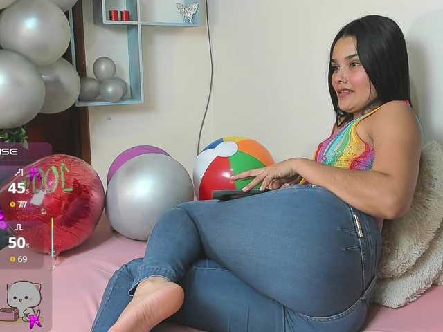 DestinyHills's BongaCams show and profile