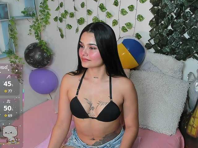 DestinyHills's BongaCams show and profile