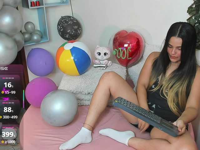 DestinyHills's BongaCams show and profile