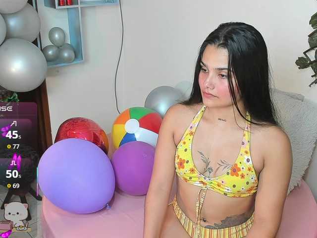 DestinyHills's BongaCams show and profile