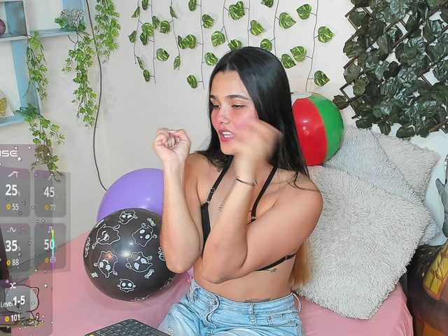 DestinyHills's BongaCams show and profile