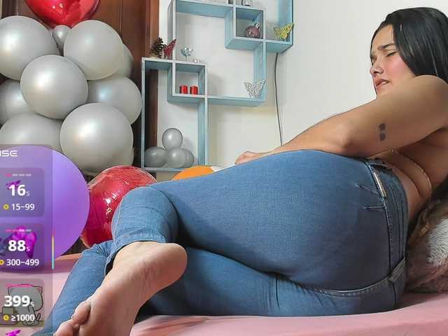 DestinyHills's BongaCams show and profile